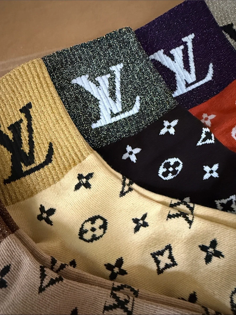 Luxury Logo Crew Socks - Beige, Yellow, Black, Orange, White, Purple, Gold